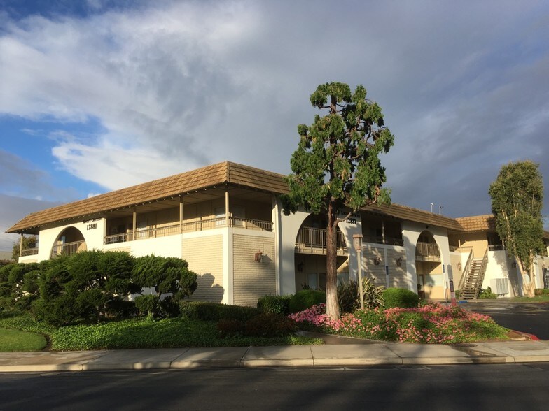 More Photos Of 12881 Knott St, Garden Grove Office For Lease