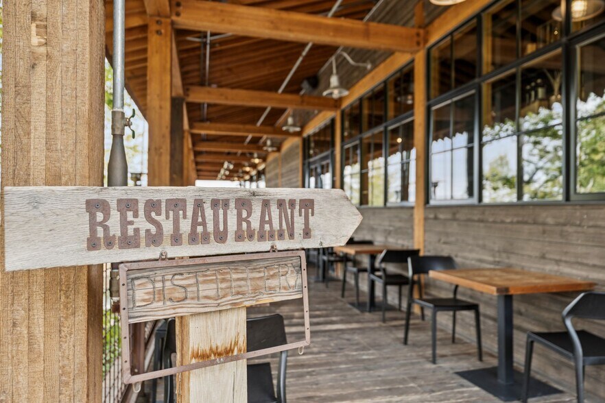 More Photos Of 27649 Old Lincoln Highway, Wanship Freestanding For Sale