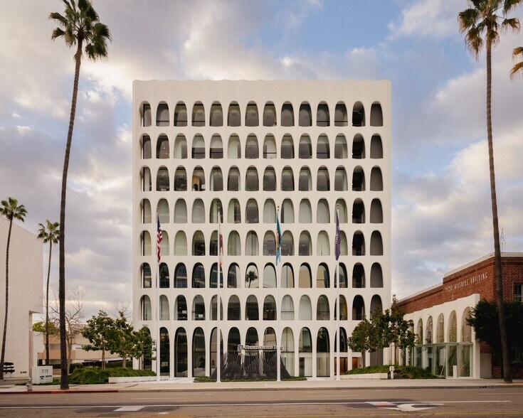 More Photos Of 9720 Wilshire Blvd, Beverly Hills Office For Lease