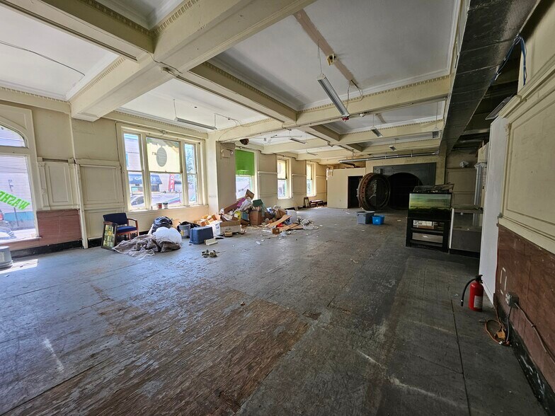 More Photos Of 402 Ridge Ave, Allentown Multifamily For Sale