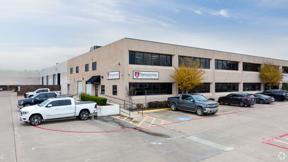 More Photos Of 1400 Everman Pky, Fort Worth Warehouse For Lease