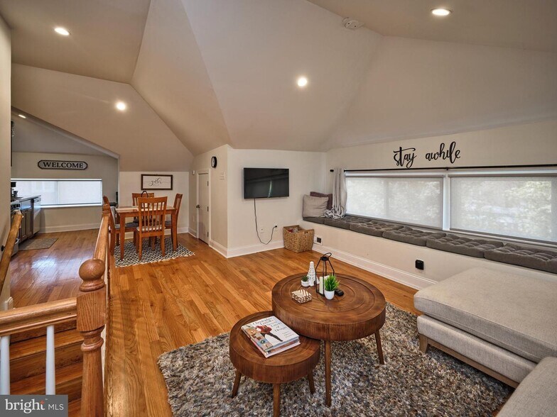 More Photos Of 900 Greenwood Ave, Jenkintown Apartments For Sale