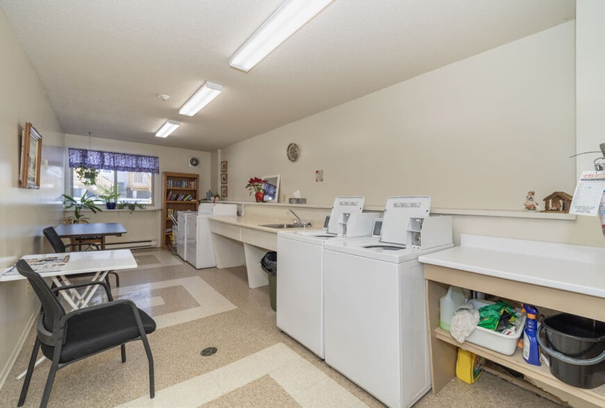 More Photos Of 1 Robert St, Arnprior Apartments For Sale