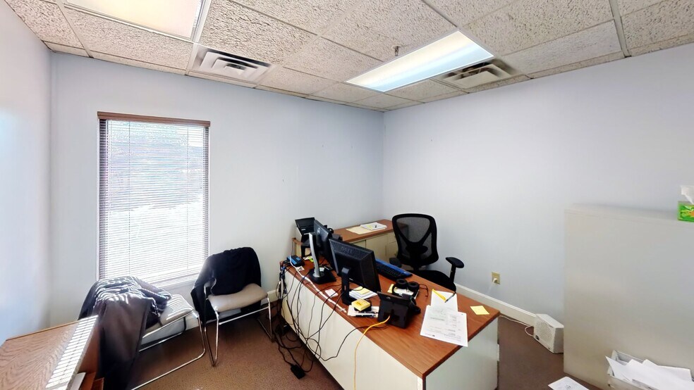 More Photos Of 4753-4759 Cornell Rd, Blue Ash Medical For Sale