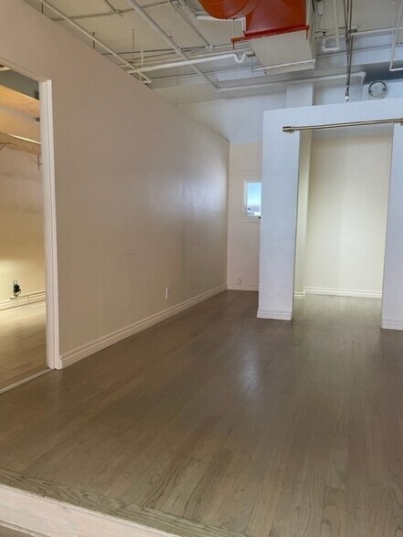 More Photos Of 1302 - 1316 Montana Avenue, Santa Monica Storefront Retail Office For Lease