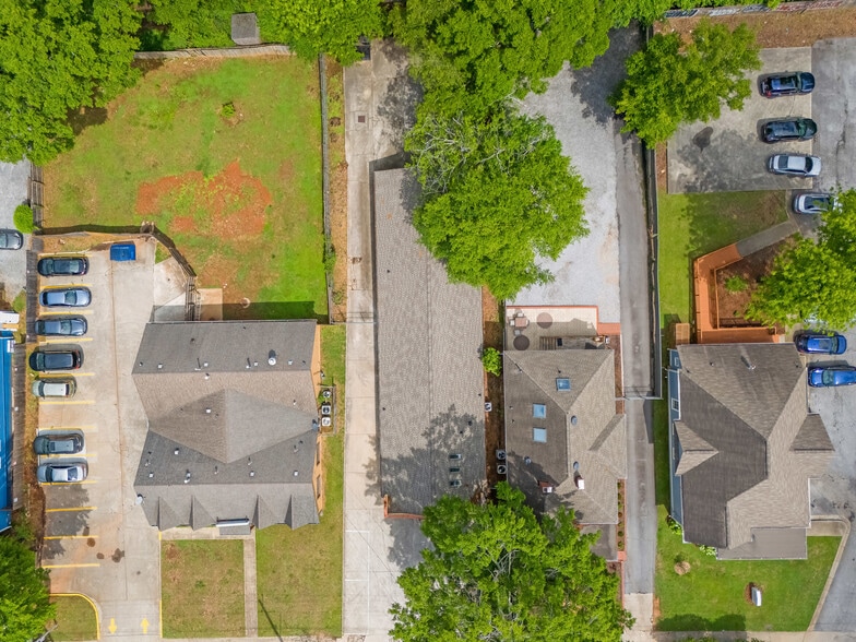 More Photos Of 478 Boulevard SE, Atlanta General Retail For Lease