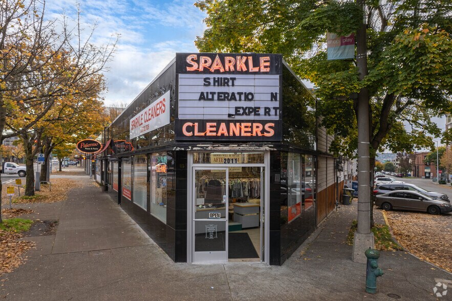 More Photos Of 2001 NW Market St, Seattle Unknown For Lease