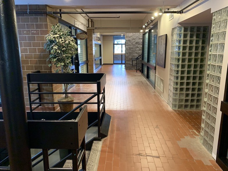 More Photos Of 150 W 1st St, New Richmond Office Residential For Lease