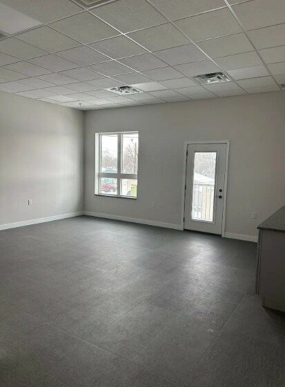 More Photos Of 116-118 W Main St, Madelia Apartments For Lease