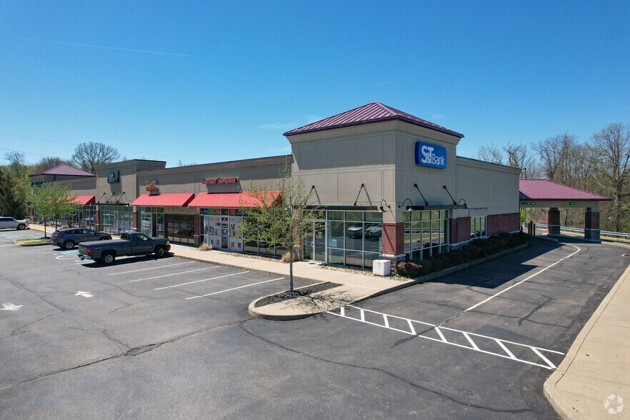 More Photos Of 900 Commonwealth Dr, Cranberry Township Freestanding For Lease