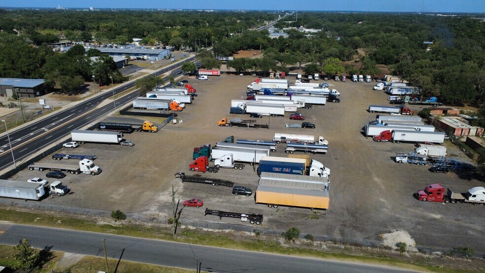 More Photos Of 5403 Causeway Blvd, Tampa Land For Lease