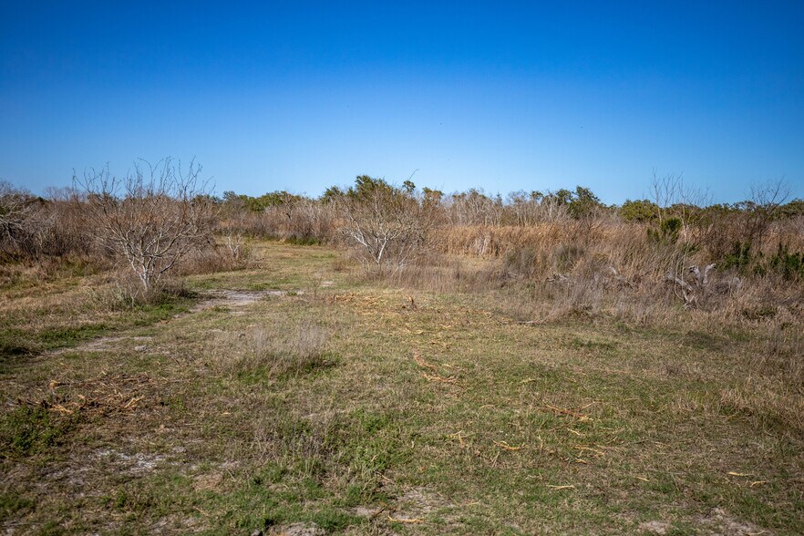 More Photos Of 6498 Highway 35 North, Rockport Land For Sale