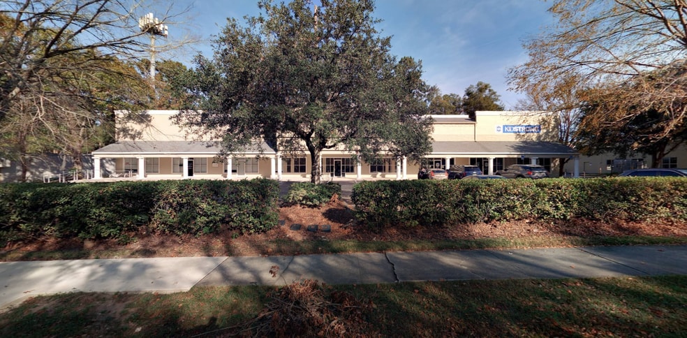 Primary Photo Of 6020 NW 4th Pl, Gainesville General Retail For Lease