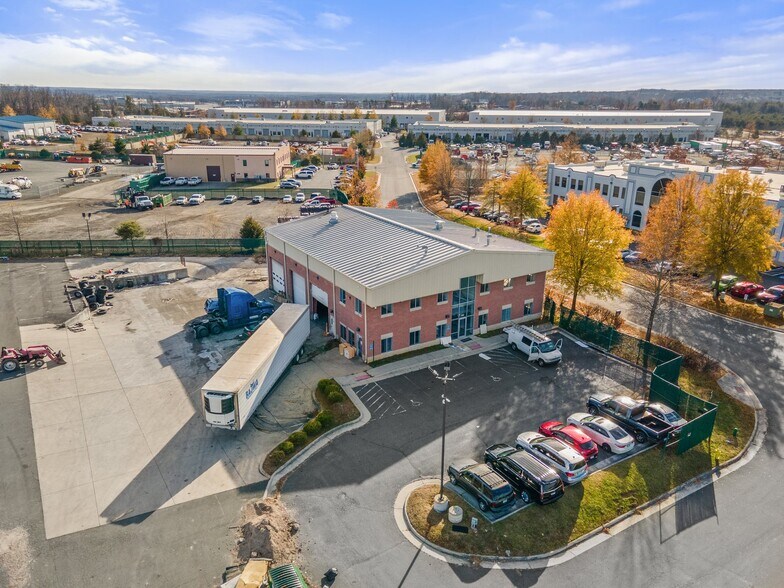 More Photos Of 9041 Mike Garcia Dr, Manassas Industrial For Sale