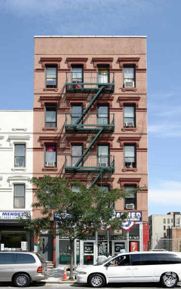 Primary Photo Of 89 E 116th St, New York Apartments For Lease