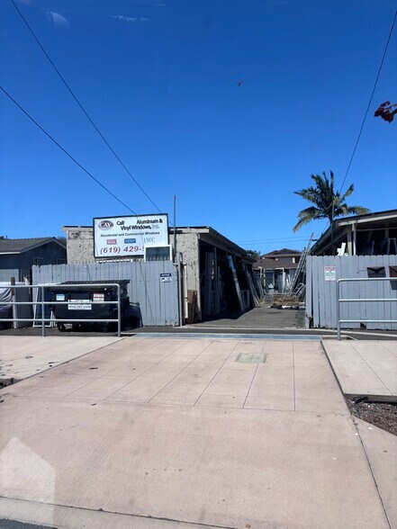 More Photos Of 754 10th St, Imperial Beach General Retail For Lease