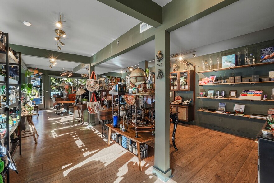 More Photos Of 1729-1731 L St, Sacramento Storefront Retail Office For Sale
