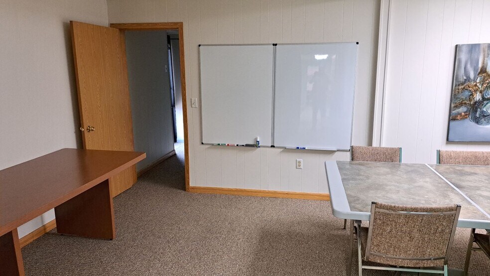 More Photos Of 203 W Arnold Ave, Arnold Office For Sale