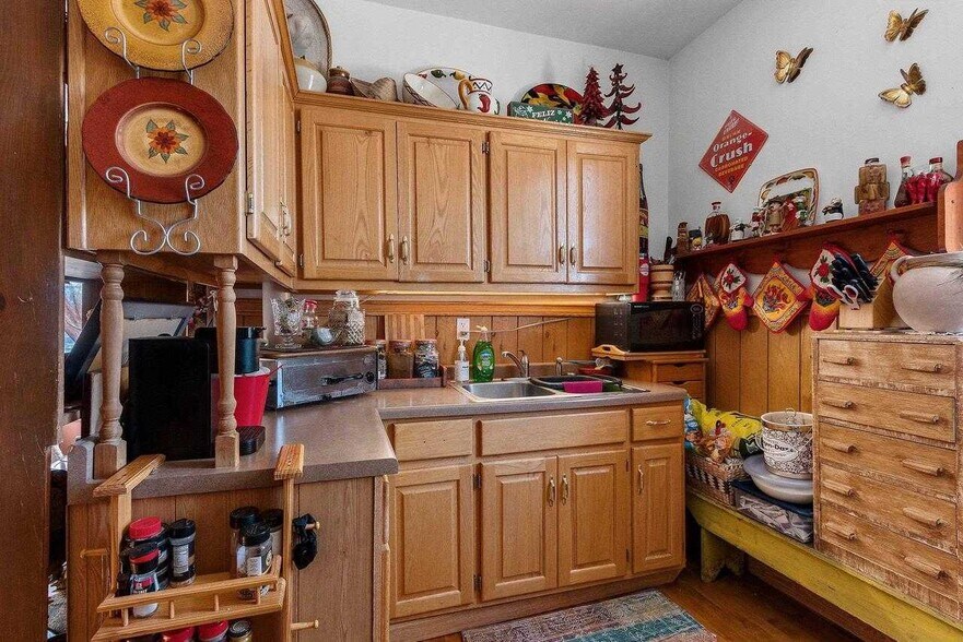 More Photos Of E3261 County Rd S, Casco Sports And Entertainment For Sale