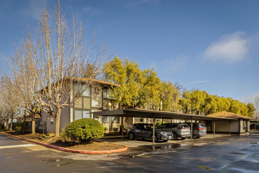 More Photos Of 505-531 Capps Ln, Ukiah Apartments For Sale
