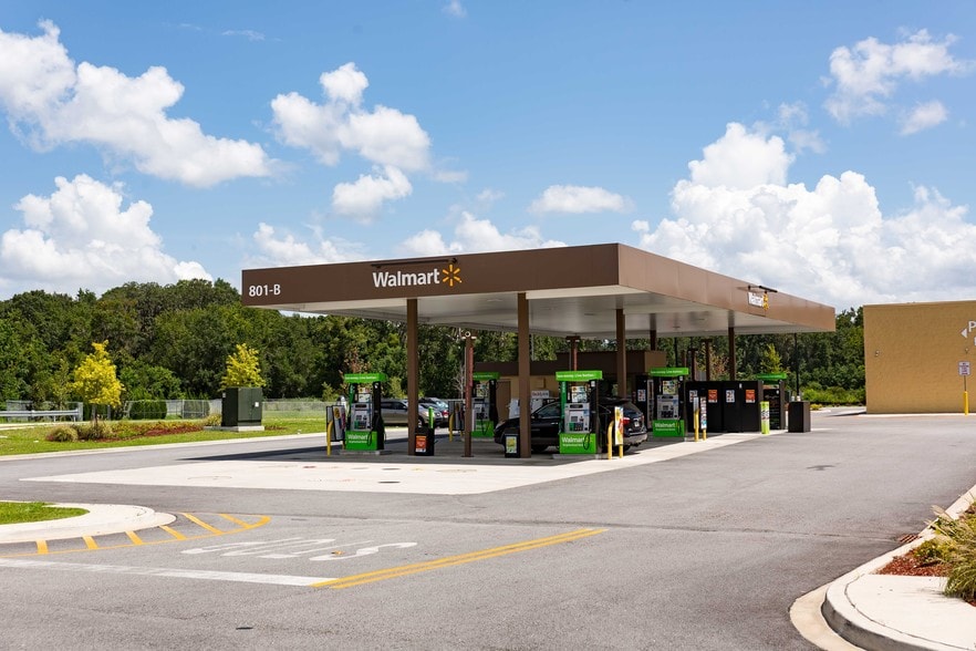 More Photos Of 801 General Stewart Way, Hinesville Supermarket For Sale