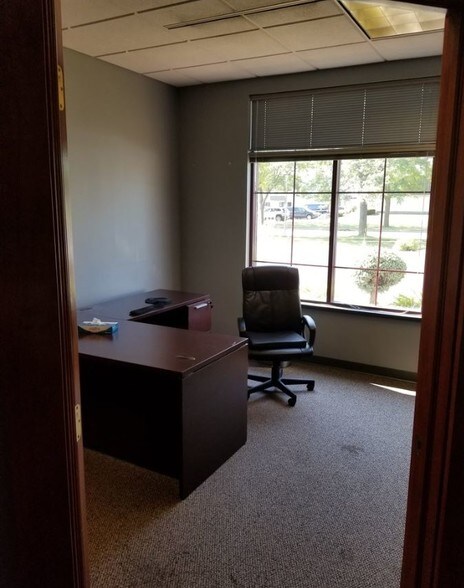 More Photos Of 885 Western Ave, Fond Du Lac Medical For Lease