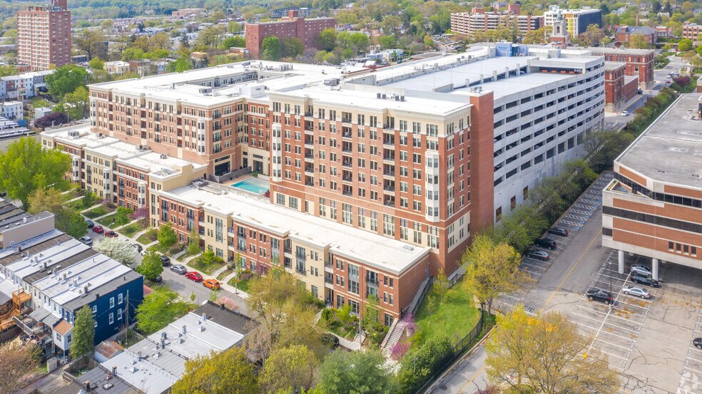 More Photos Of 711 W 40th St, Baltimore Unknown For Lease