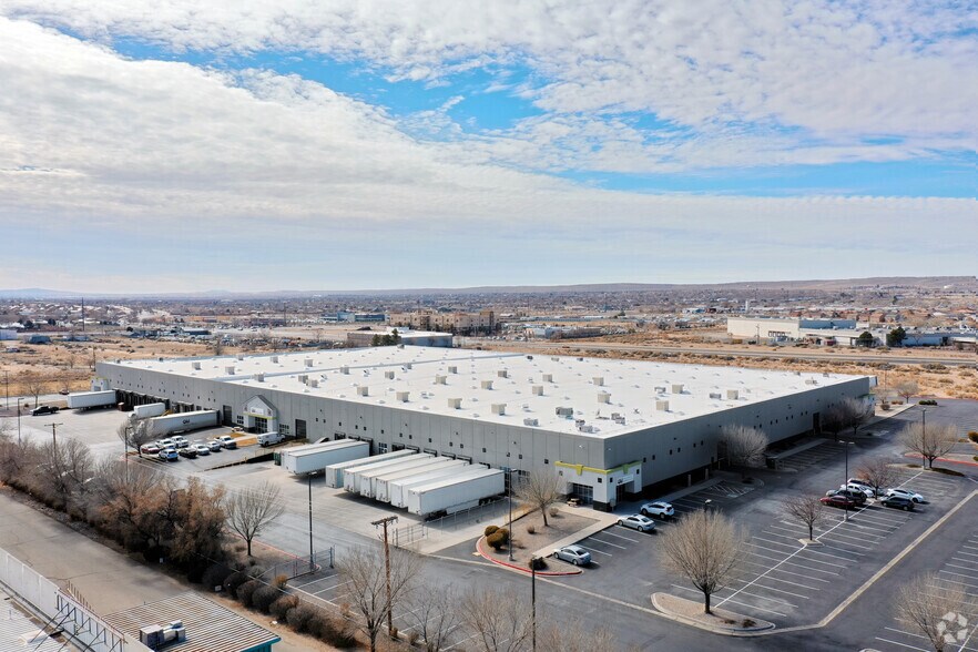 More Photos Of 8000 Bluewater Rd NW, Albuquerque Distribution For Lease