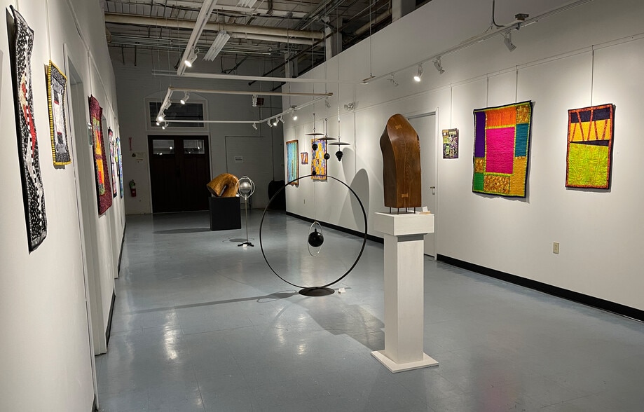 More Photos Of 156 River Rd, Willington Showroom For Sale