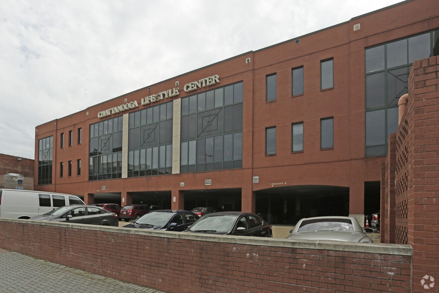 More Photos Of 325 Market St, Chattanooga Medical For Lease
