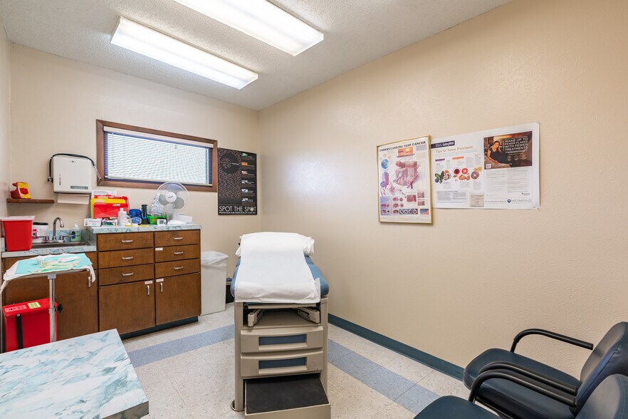 More Photos Of 8506 Wesley St, Greenville Medical For Sale