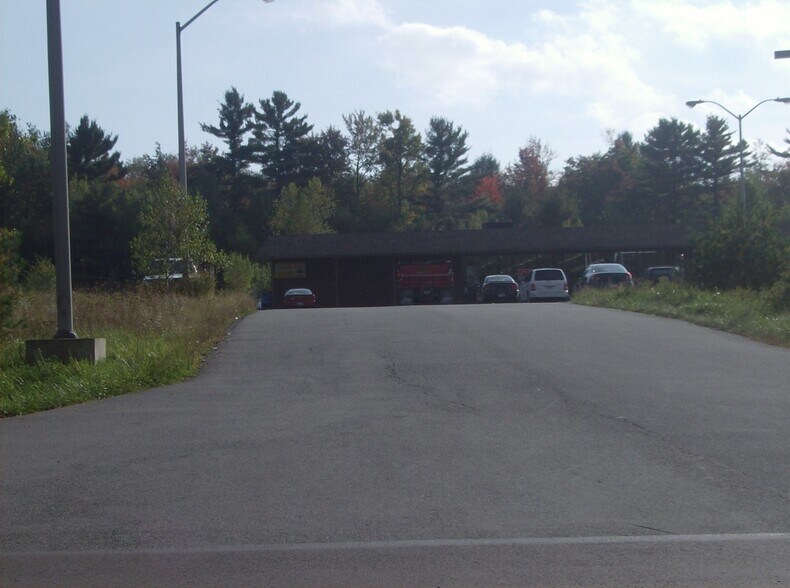 More Photos Of 1712 ROUTE 940, Pocono Lake Storefront Retail Office For Lease