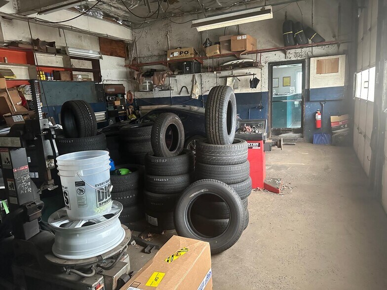 More Photos Of 1614 Stelton Rd, Piscataway Service Station For Sale