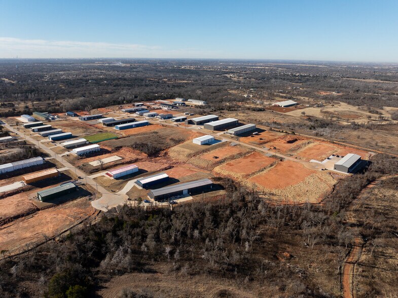 More Photos Of 11734 Blacksand Dr, Edmond Warehouse For Sale