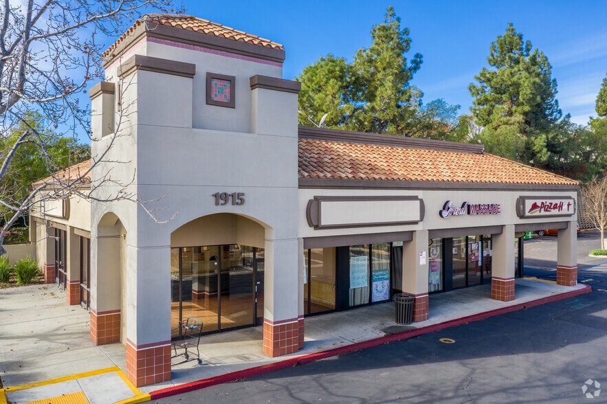 More Photos Of 1929 W San Marcos Blvd, San Marcos Unknown For Lease