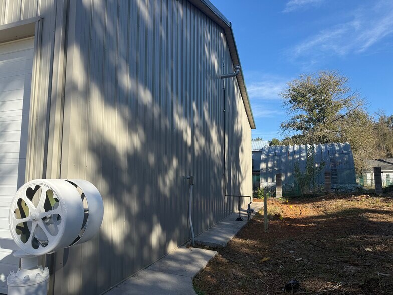 More Photos Of 2803 W Lamar Alexander Pky, Friendsville Industrial For Lease