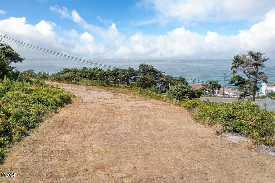 Primary Photo Of 501-502 SE 39th St, Lincoln City Land For Sale