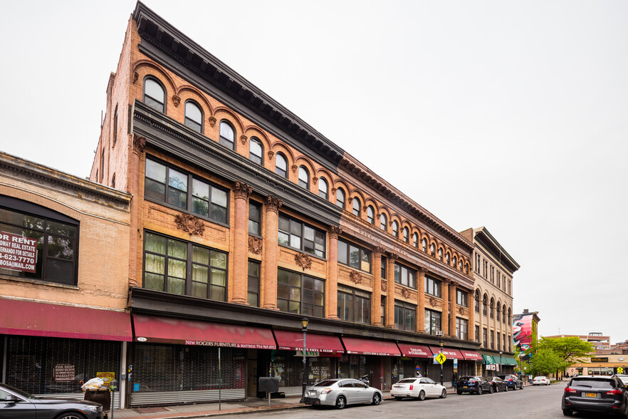 Primary Photo Of 15-23 N Broadway, Yonkers Office For Lease