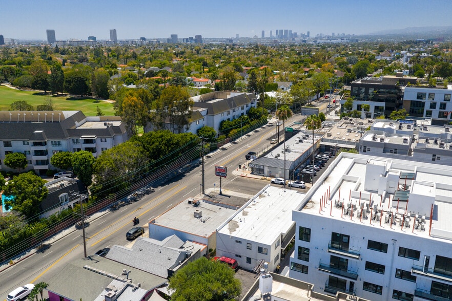 More Photos Of 710 N Hudson Ave, Los Angeles Multifamily For Sale