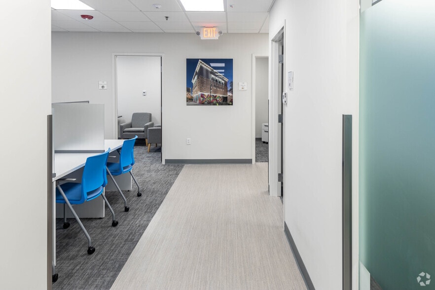 More Photos Of 7284 W Palmetto Park Rd, Boca Raton Coworking Space