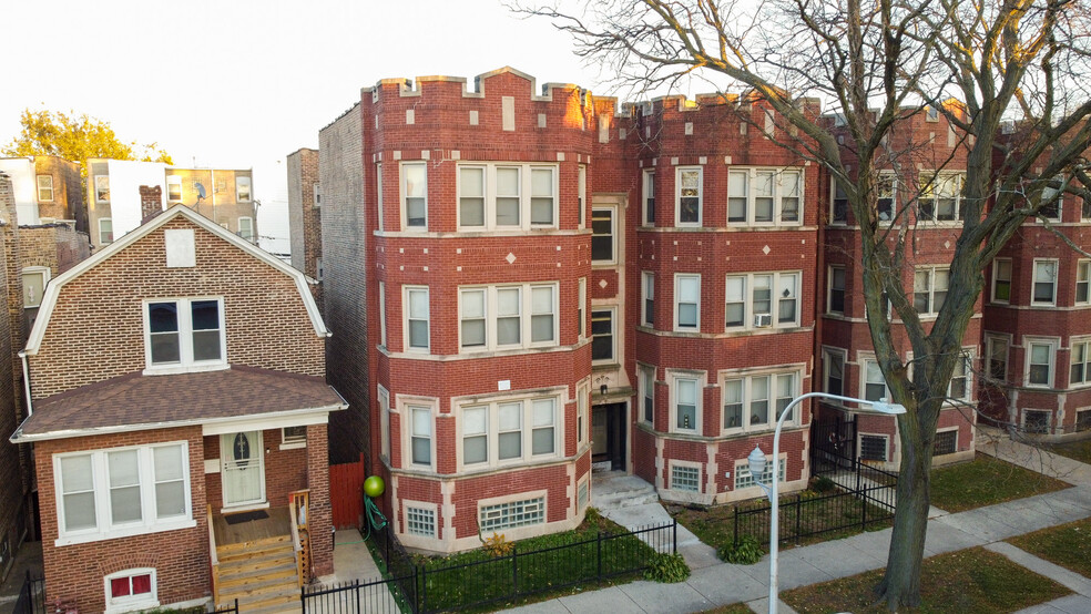 Primary Photo Of 7147 S Cornell Ave, Chicago Apartments For Sale