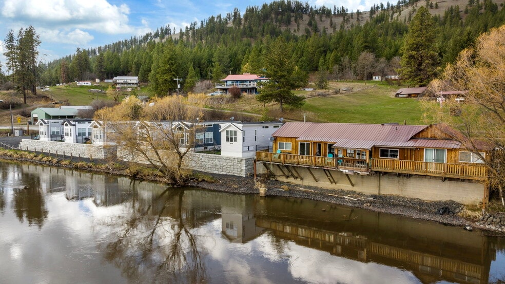 More Photos Of 88840 Highway 3 N, Saint Maries Hotel For Sale