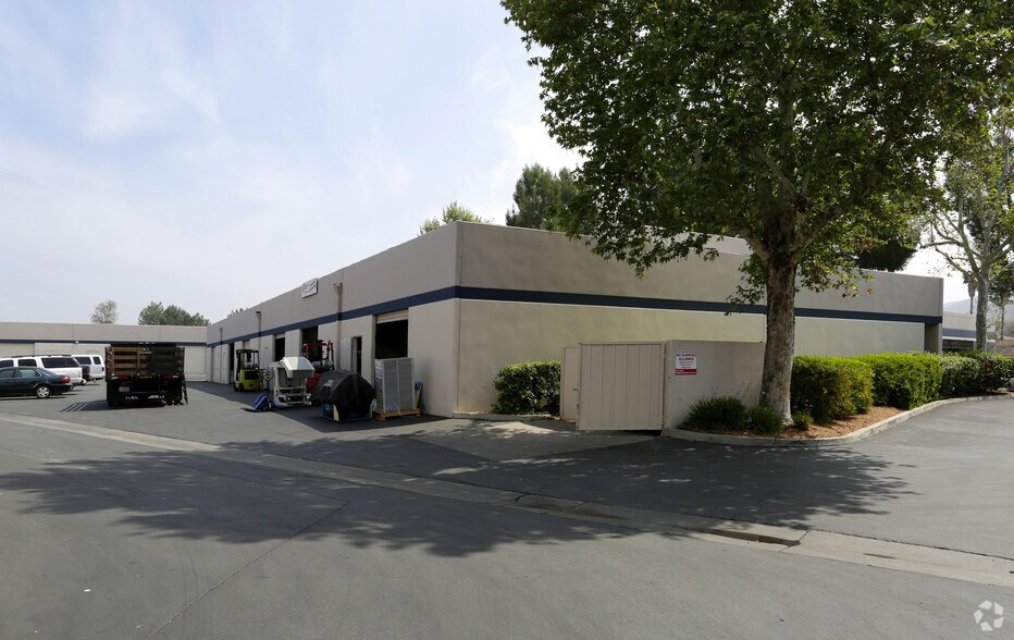 More Photos Of 11860 Magnolia Ave, Riverside Unknown For Lease