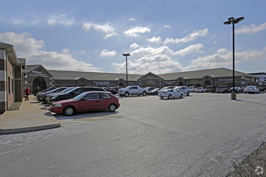 More Photos Of 7855 S Emerson Ave, Indianapolis Medical For Lease