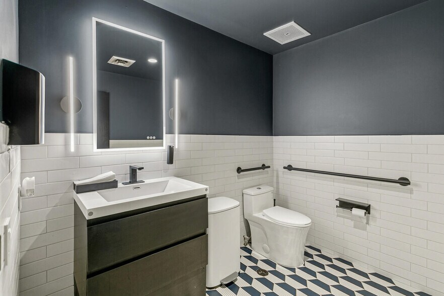 More Photos Of 7108 S Alton Way, Englewood Flex For Sale