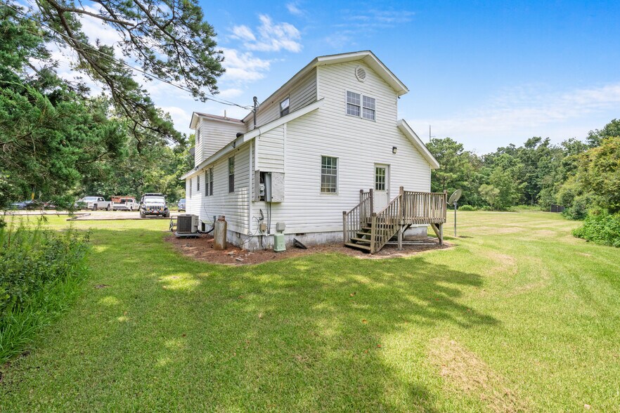 More Photos Of 5757 Ogeechee Rd, Savannah Flex For Lease