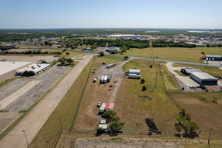 More Photos Of 2300 S Business 45, Corsicana Land For Sale