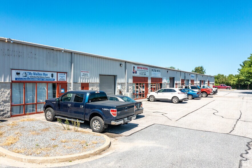 More Photos Of 150 Airport Dr, Westminster Warehouse For Lease