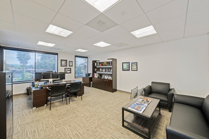 More Photos Of 310 W Hamilton Ave, Campbell Medical For Sale