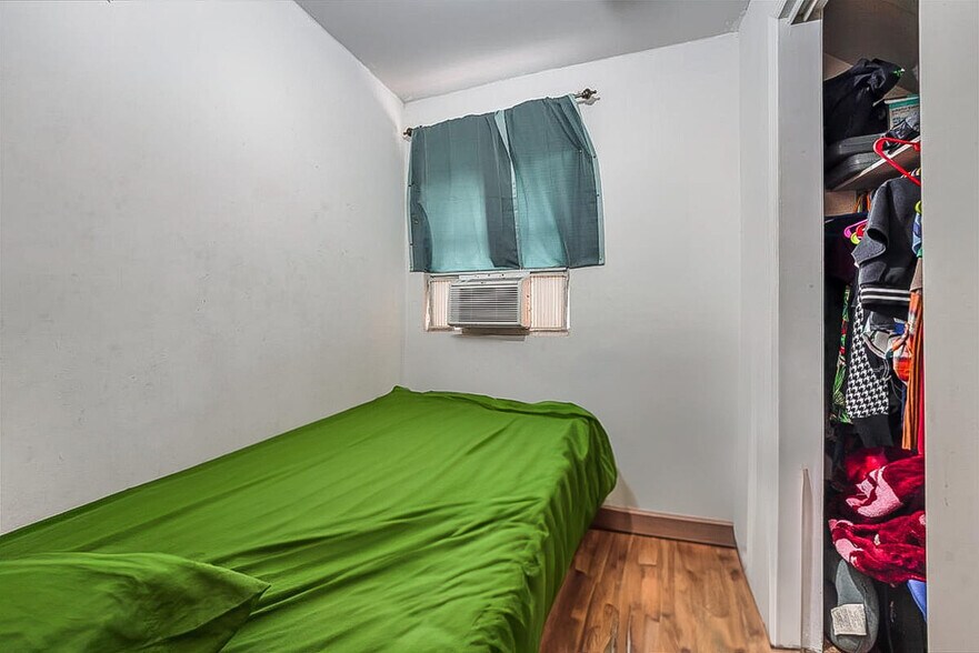 More Photos Of 115 34th St, Union City Apartments For Sale